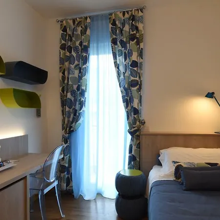 Отель La Vigna 3*