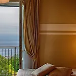 Hotel La Vigna 3*
