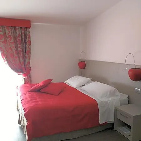 Hotel La Vigna 3*