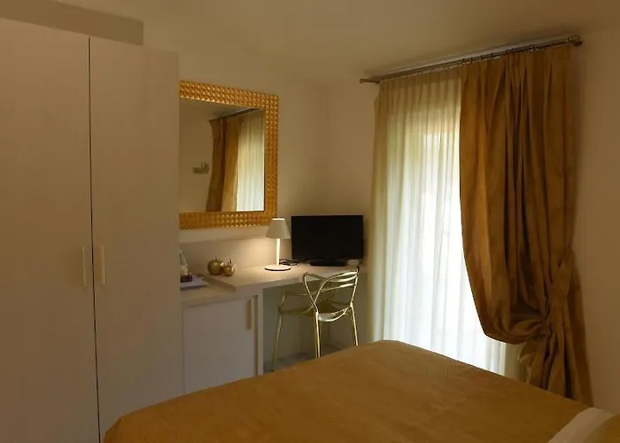 Отель La Vigna 3*